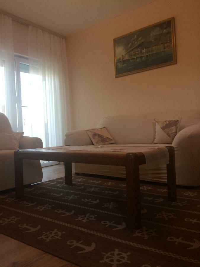 City Retro Chic Apartment Magdalena Trogir Buitenkant foto